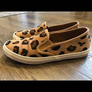 Old Navy Leopard slip on sneakers